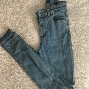 Lucky Brand High Rise Medium Wash Skinny Jean